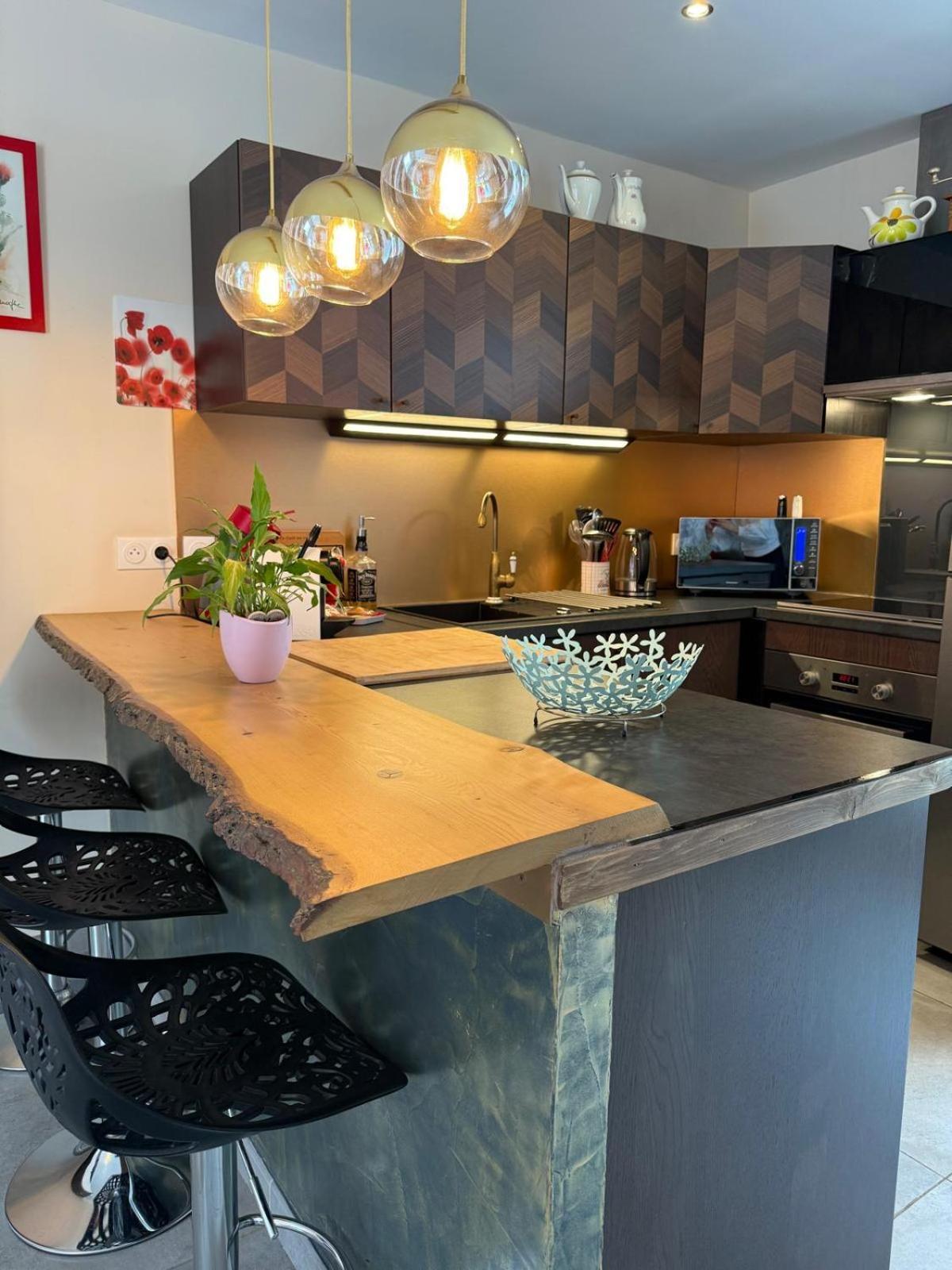 T2 Aile De Villa Et Spa-Jacuzzi Prive Et Illimite Et Plateau D'Acceuil Offert! Camps-la-Source Exteriér fotografie